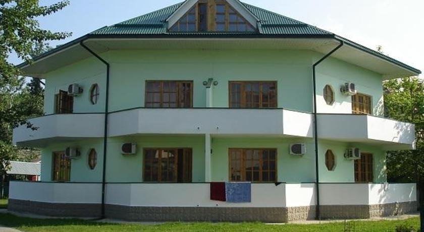 Гостевой дом База отдыха Искра Анапа-4